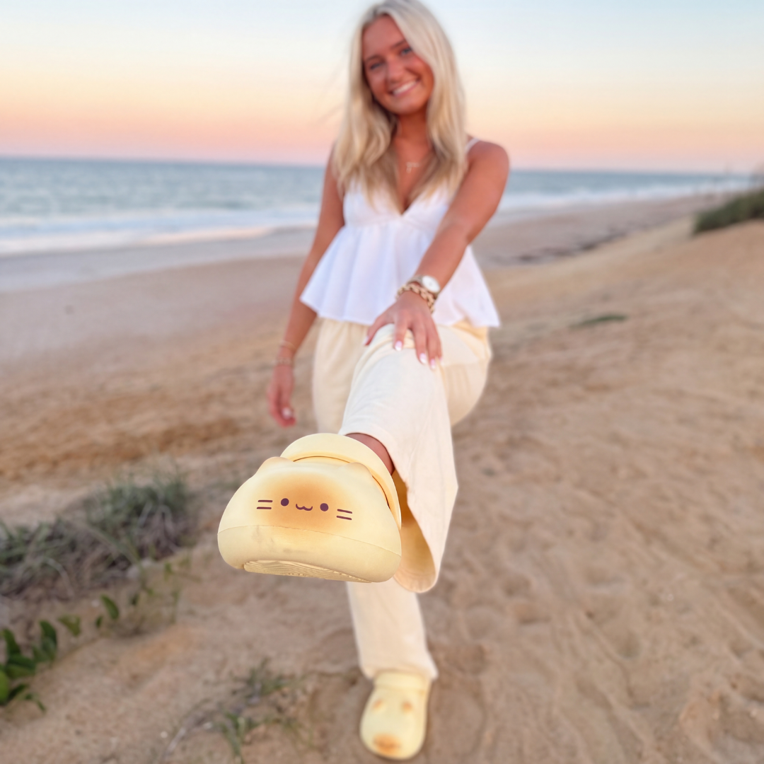 Mimiu™ Cute Cat Paw Comfy Clogs